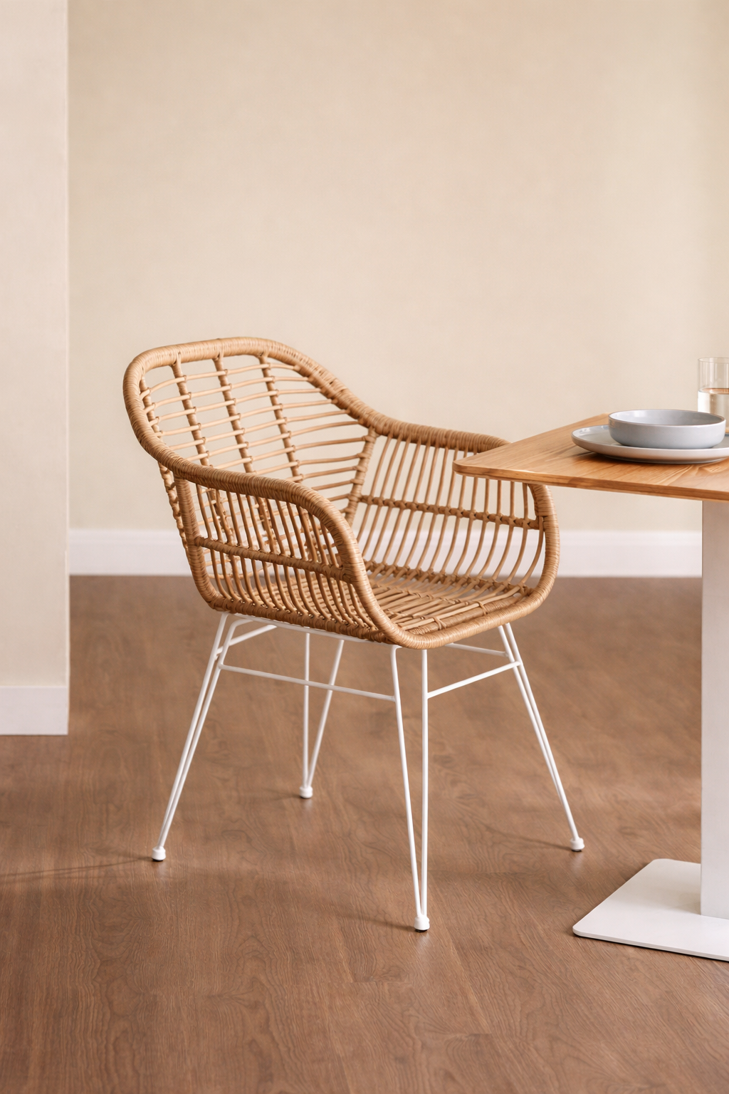 UV HOME Zole Dining Chair – Synthetic Wicker