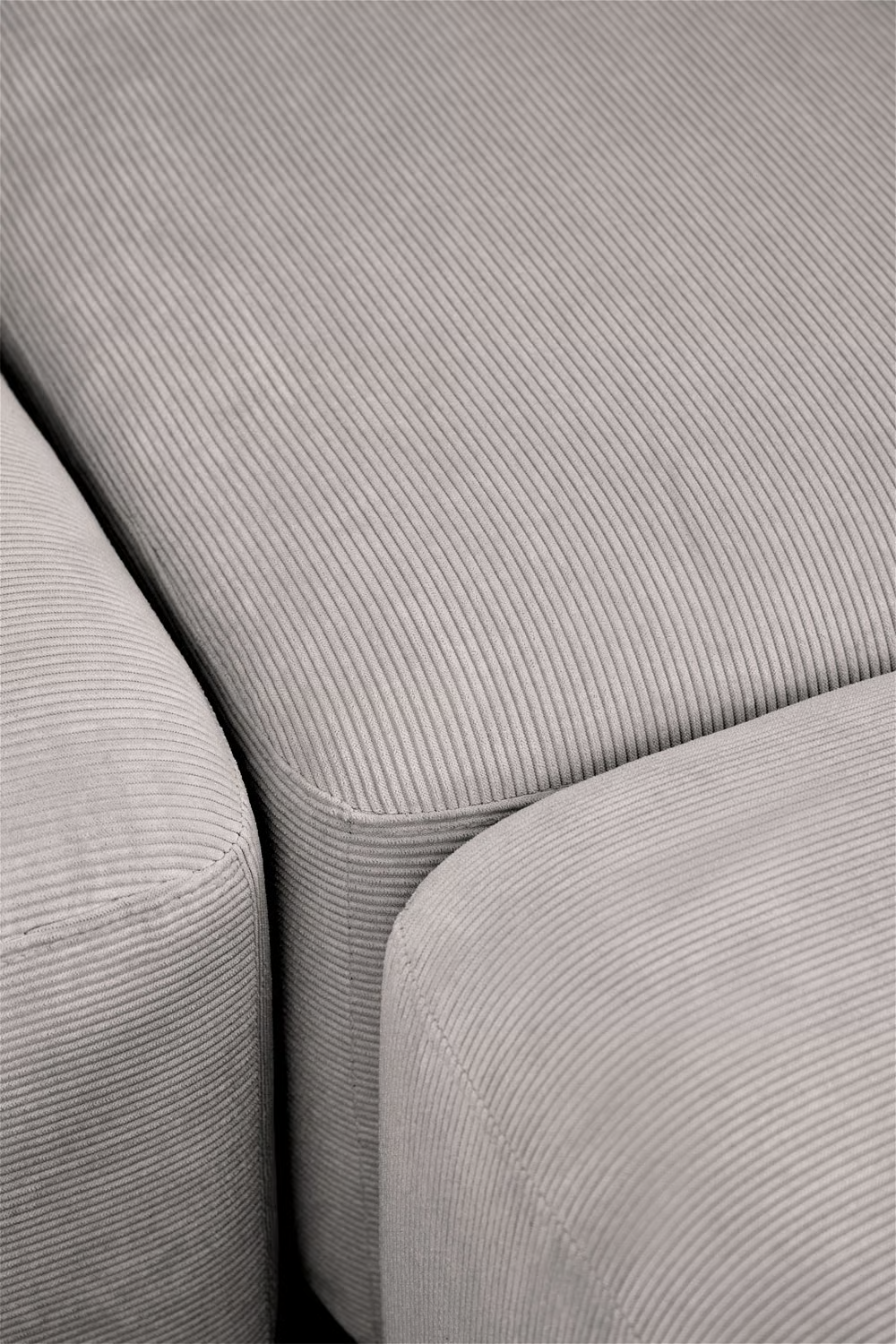 UV HOME 4-piece modular sofa with upholstered ottoman Fogle