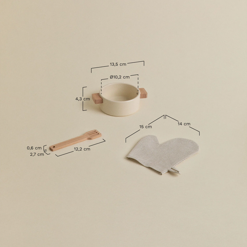 UV Home Drisy Kids wooden kitchenware