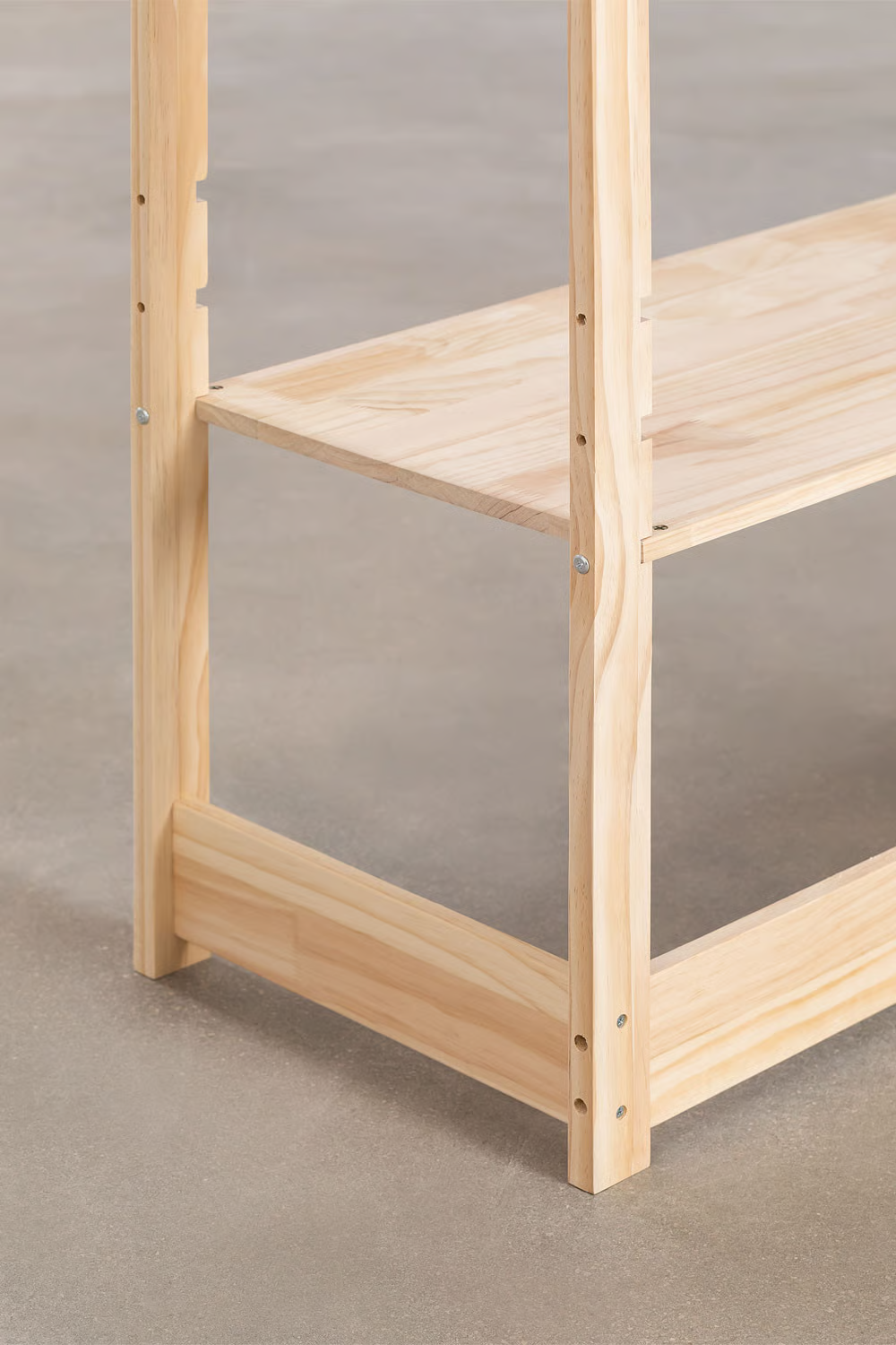 UV Home Height adjustable desk in pine wood Estudi Kids