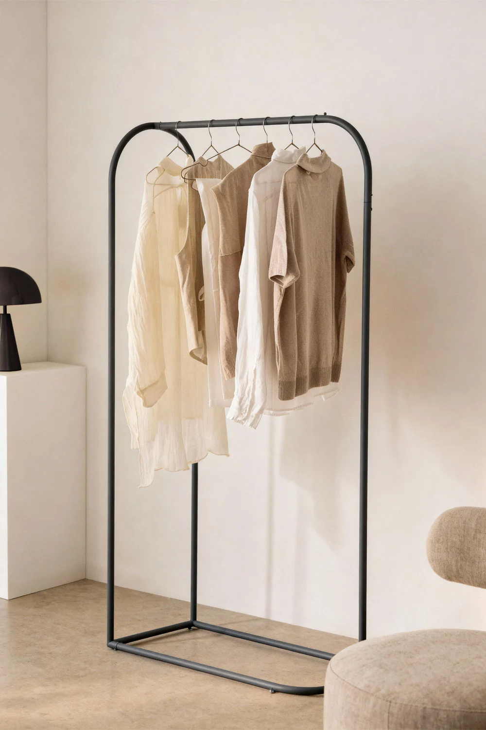 UV HOME Danara Steel Coat Rack