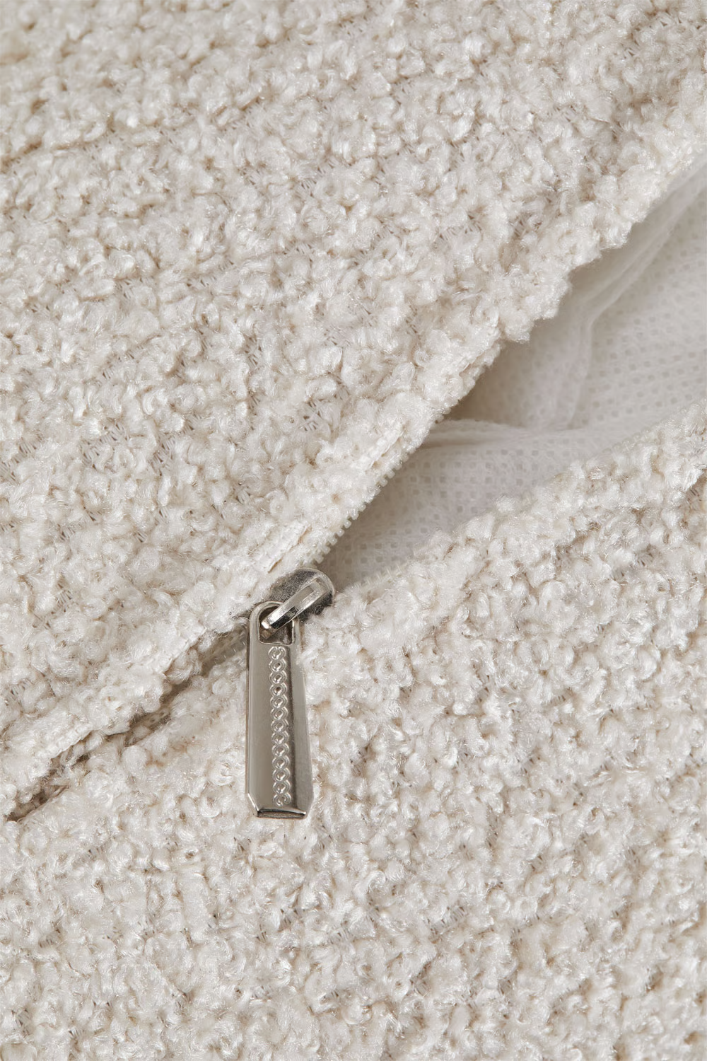UV HOME Coco chenille armchair