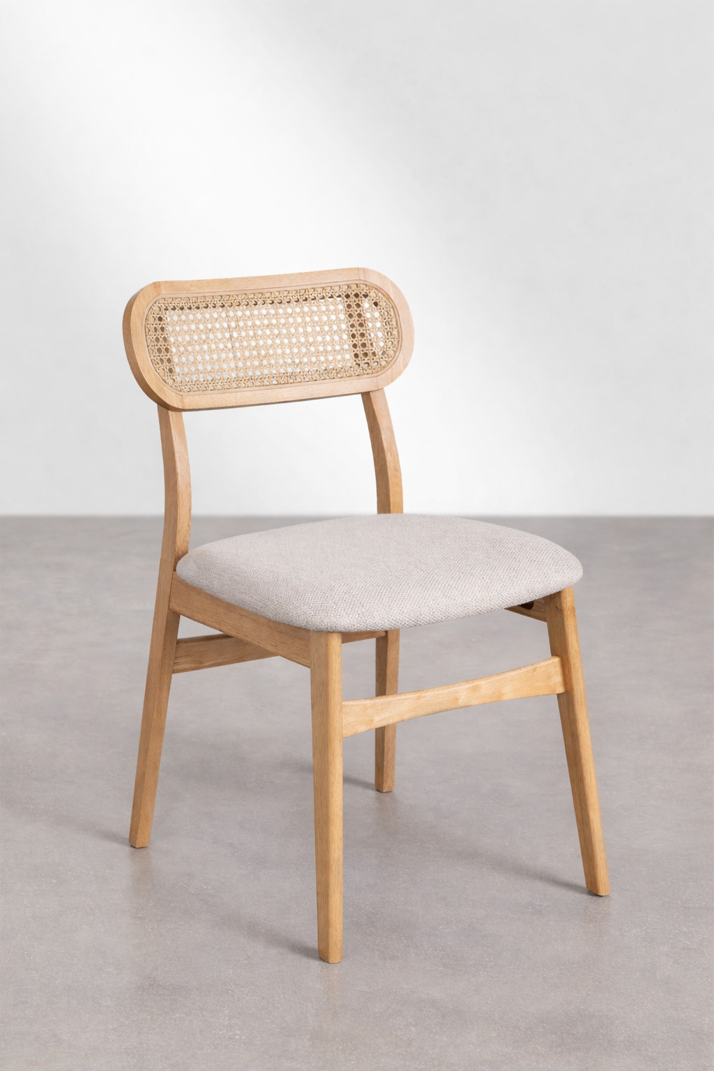 UV HOME Leivel Dining Chair – Wooden – Minimalist Design