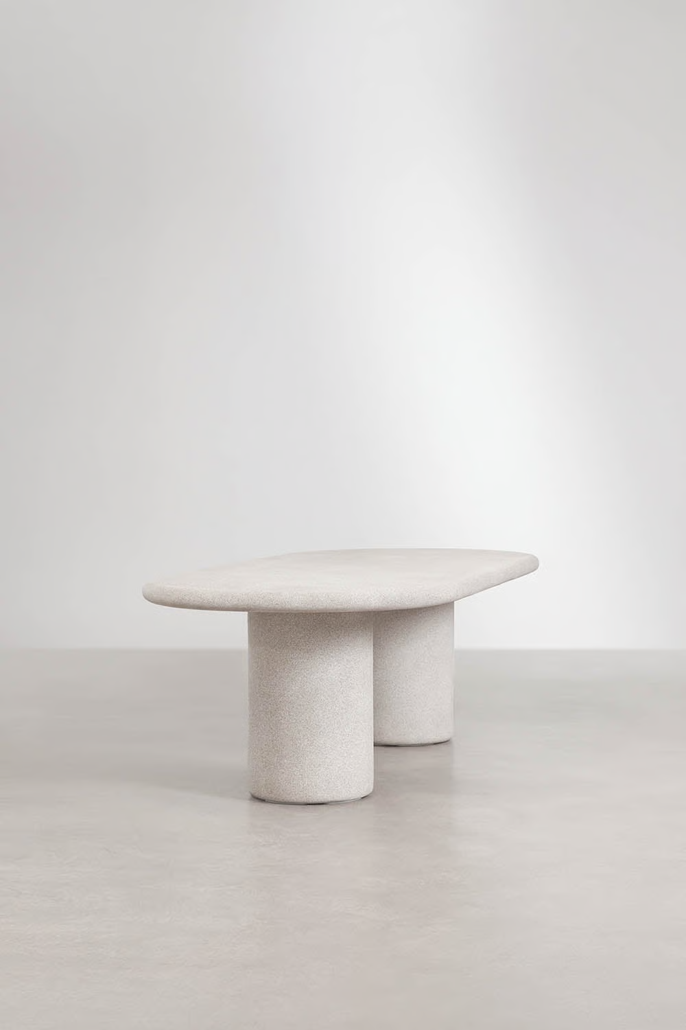 UV HOME Aurean Oval Garden Table 260 x 110 cm in Cement