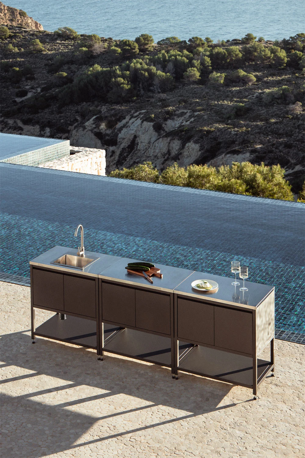 UV HOME 3-Piece Modular Outdoor Kitchen with Sink and Storage in Savona Steel