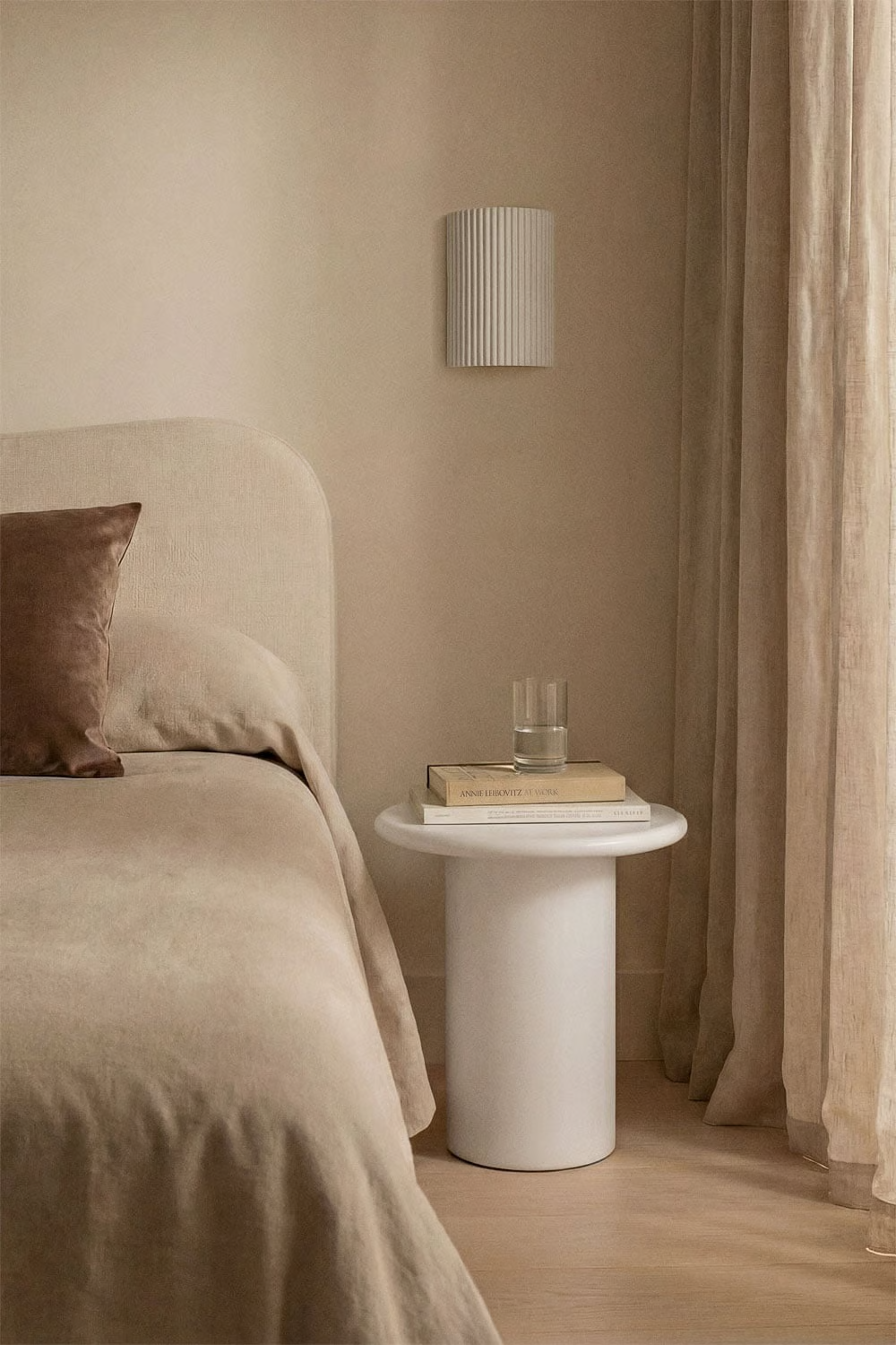 UV HOME Namara Round Bedside Table Ø45 cm in Cement