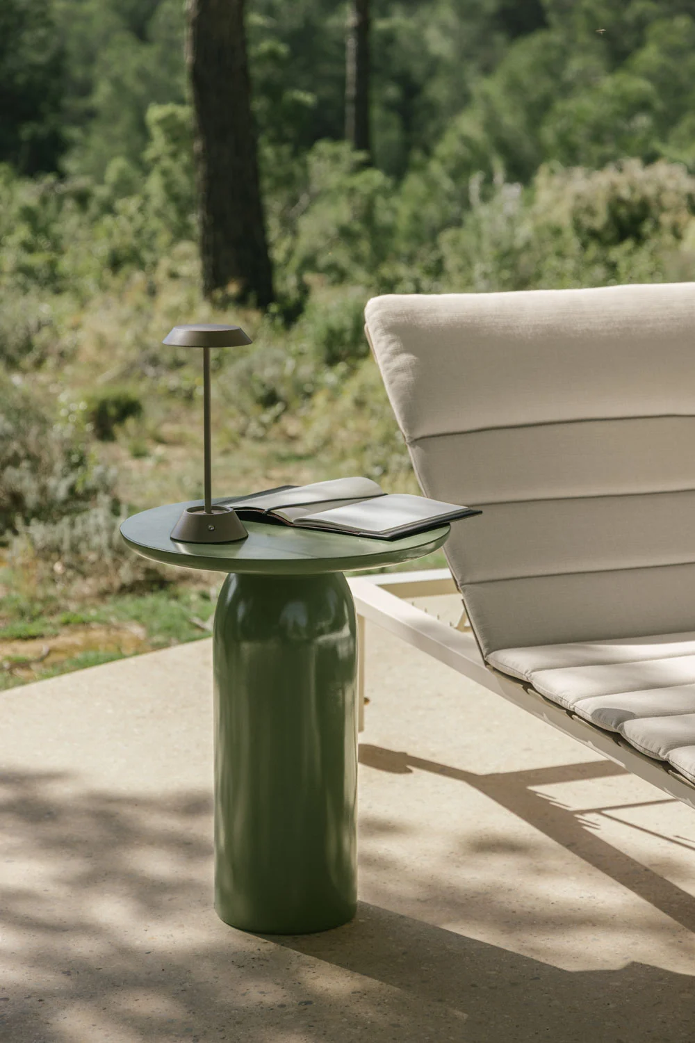 UV HOME Layana Round Garden Side Table Ø45 cm in Cement