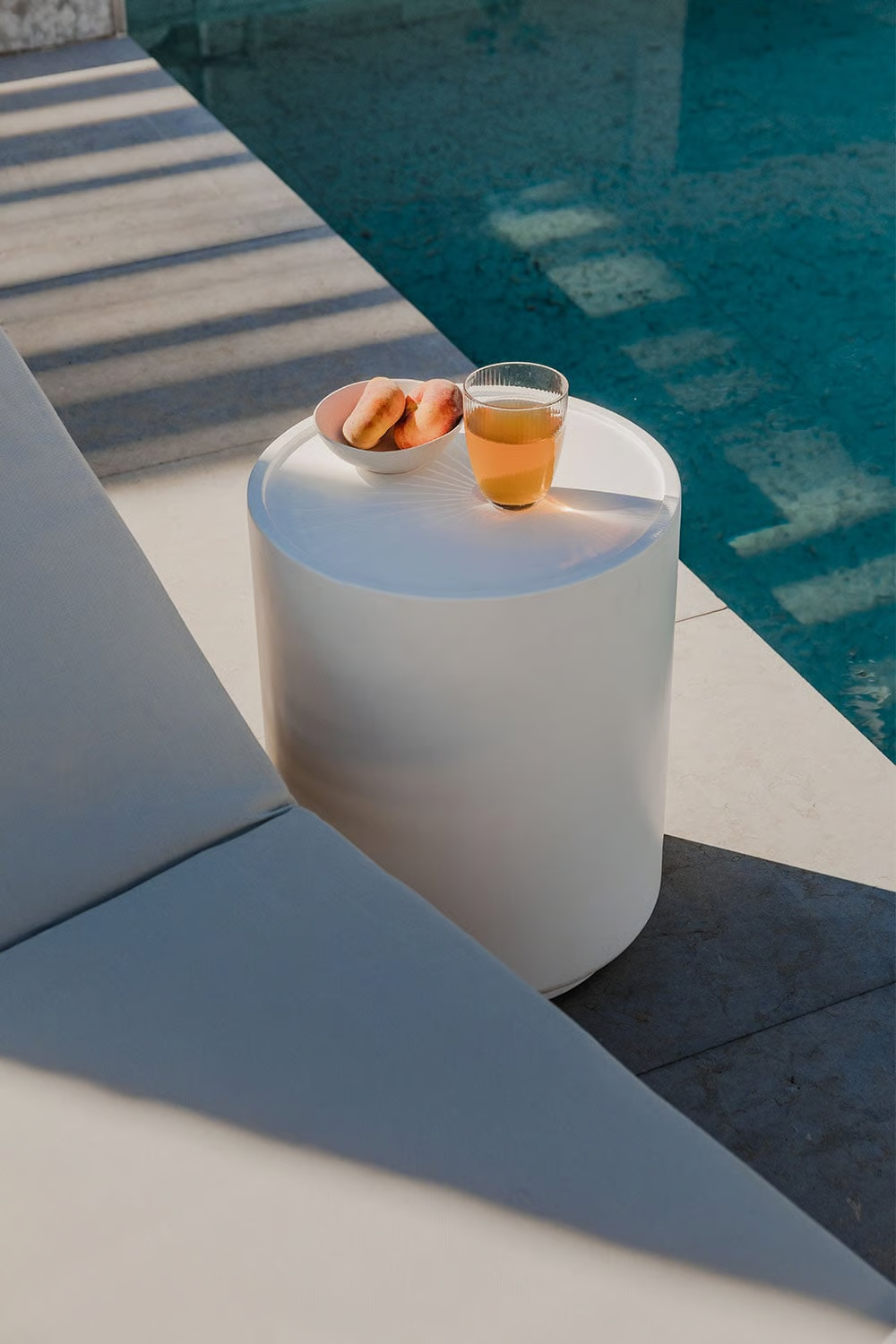 Darwys Round Garden Side Table Ø35 cm in Cement